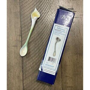 Franz Porcelain Serenity Calla Lily Flower Design Spoon Sculptured FZ00764